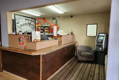 Photo 3 - Grizzly Inn