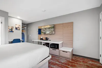 Photo 4 - Cielo House Inn