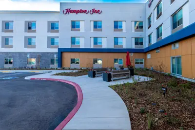 Photo 2 - Hampton Inn Selma, Ca