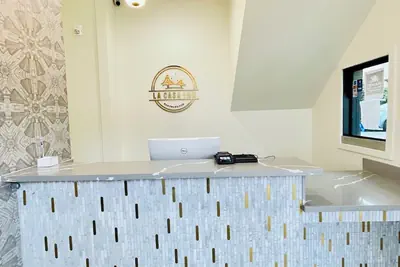 Photo 4 - La Casa Inn