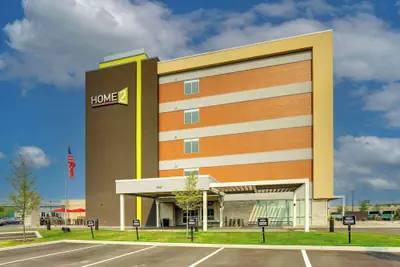 Photo 2 - Home2 Suites by Hilton Hammond