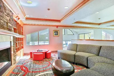 Photo 3 - Holiday Inn Express and Suites Meridian-Boise west by IHG