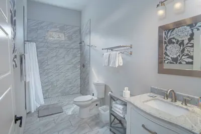 Photo 5 - Gorgeous, Family-friendly Home Near Downtown