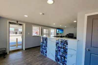 Photo 2 - Budget Inn & Suites