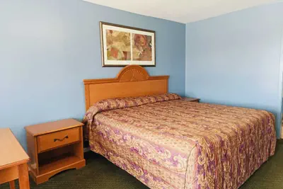 Photo 3 - Valley Motel Corpus Christi Near Airport I 37