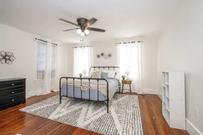 Photo 3 - Historic Ludlow Apt B