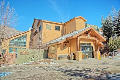 Photo 2 - Bluegreen Vacations Streamside at Vail, Ascend Collection Resort