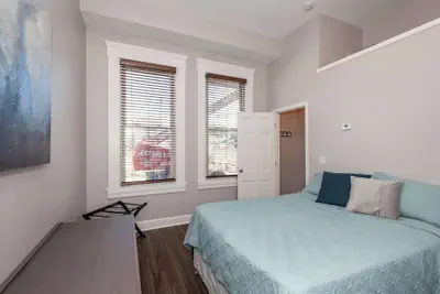 Photo 5 - Heart of Mainstrasse Apt 1