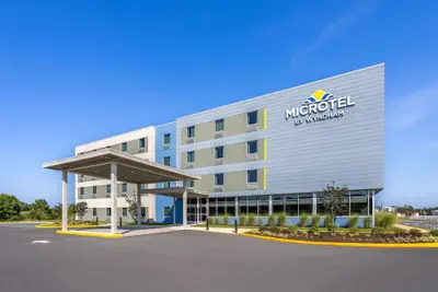Photo 2 - Microtel Inn & Suites By Wyndham Rehoboth Beach