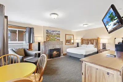 Photo 5 - Discovery Lodge