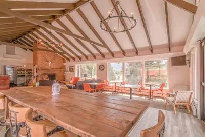 Photo 3 - Discovery Lodge