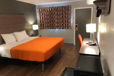 Photo 5 - Super 8 by Wyndham Sonora