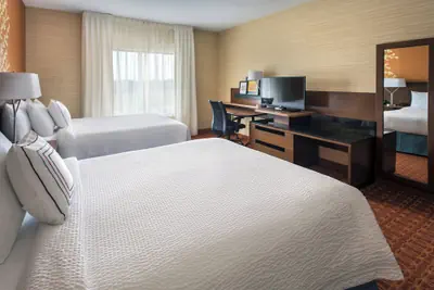Photo 5 - Fairfield Inn & Suites Wilmington New Castle