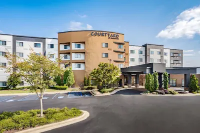 Photo 2 - Courtyard by Marriott Columbus Phenix City
