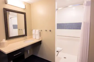 Photo 3 - Staybridge Suites Albany Wolf Rd-Colonie Center by IHG