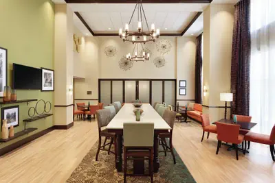 Photo 3 - Hampton Inn & Suites Philadelphia Montgomeryville