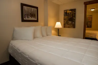 Photo 5 - Silver Moon Inn