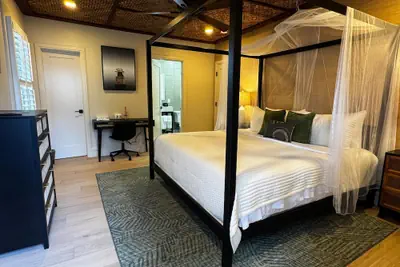 Photo 4 - The Key West Hotel
