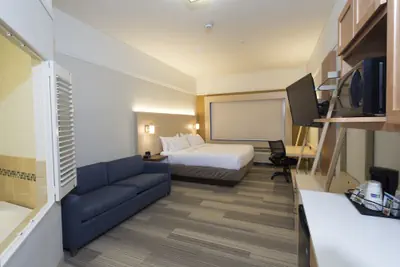 Photo 4 - Holiday Inn Express & Suites Monroe by IHG