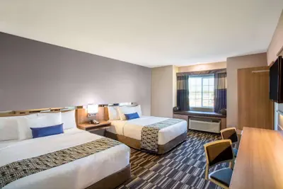 Photo 4 - Microtel by Wyndham Vernal / Naples