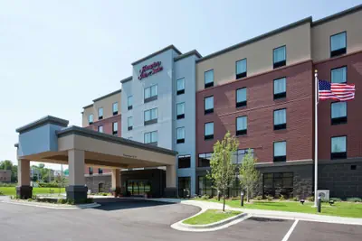 Photo 2 - Hampton Inn & Suites Minneapolis West/ Minnetonka