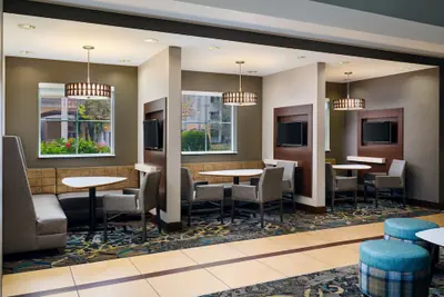 Photo 5 - Residence Inn by Marriott Fort Myers at I-75 and Gulf Coast Town Center