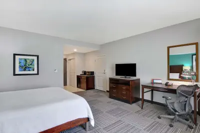 Photo 4 - Hilton Garden Inn Fayettevile