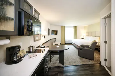 Photo 5 - Candlewood Suites Columbus-Northeast by IHG