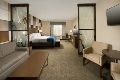 Photo 4 - Holiday Inn Express & Suites Waco South by IHG