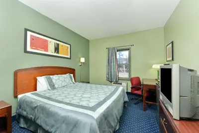 Photo 5 - Americas Best Value Inn Stone Mountain Atlanta E