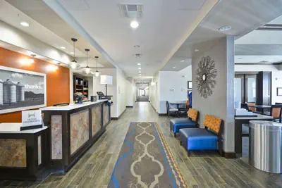 Photo 3 - Hampton Inn Kenedy