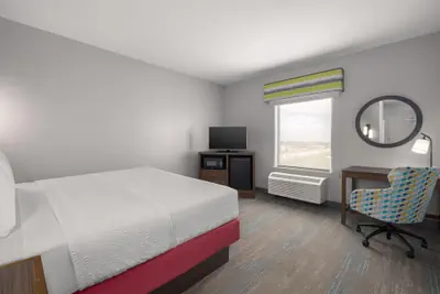 Photo 5 - Hampton Inn Kenedy
