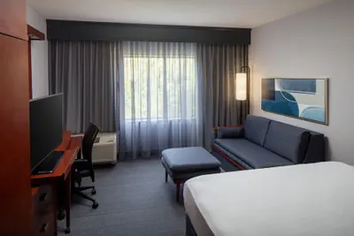 Photo 5 - Courtyard by Marriott Charleston Downtown/Civic Center