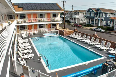 Photo 2 - Blue Water Motel