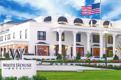 Photo 2 - White House Hotel