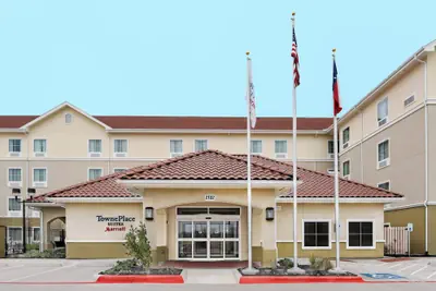 Photo 2 - TownePlace Suites by Marriott Seguin
