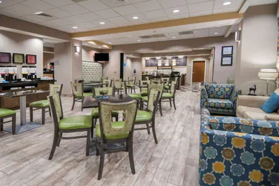 Photo 5 - Hampton Inn Hernando