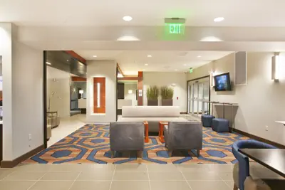 Photo 3 - Holiday Inn Express & Suites Hot Springs by IHG