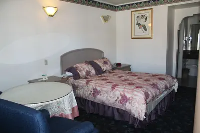 Photo 5 - Best Whittier Inn