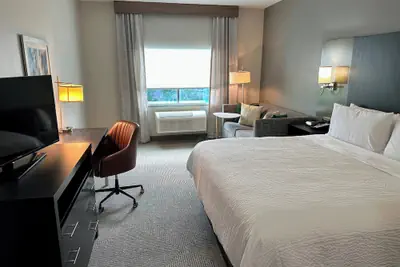 Photo 4 - Holiday Inn Carlsbad by IHG