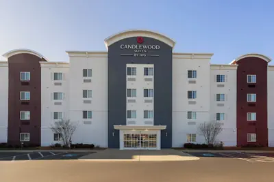 Photo 2 - Candlewood Suites Fort Campbell - Oak Grove by IHG