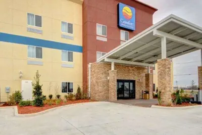 Photo 2 - Comfort Inn & Suites Tulsa I-44 West - Rt 66
