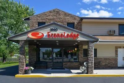 Photo 2 - Econo Lodge Rochester I-90 & I-390