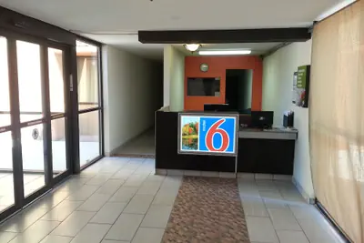 Photo 3 - Motel 6 Jackson, TN