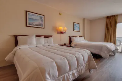 Photo 3 - Ocean 1 Hotel and Suites