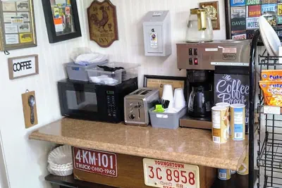 Photo 3 - Davis Motel
