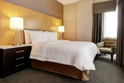 Photo 2 - Hampton Inn Brooklyn/Downtown