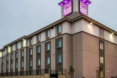 Photo 2 - Sleep Inn & Suites and Conference Center Downtown