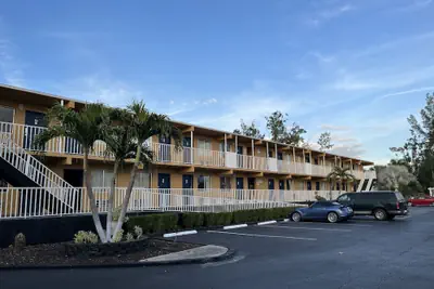 Photo 2 - Budget Inn - Punta Gorda