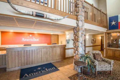 Photo 2 - AmericInn by Wyndham Pampa - Event Center